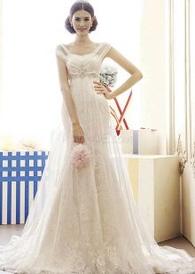 High-waisted wedding dress