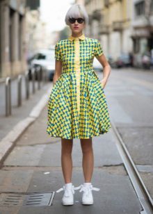 Yellow and green youth dress with bow print