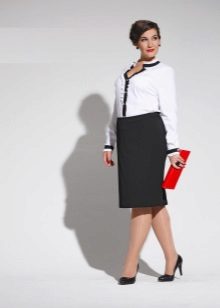 office outfit with pencil skirt for obese women