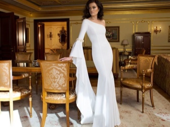 One shoulder wedding dress by Dimitrus Dahlia