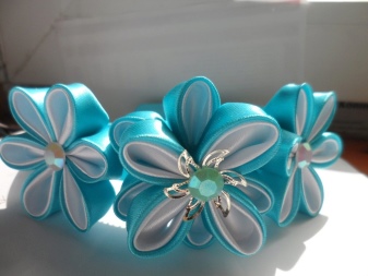 An example of flowers from Kazan tape