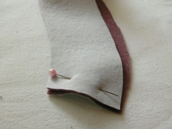 Stitching the facing parts