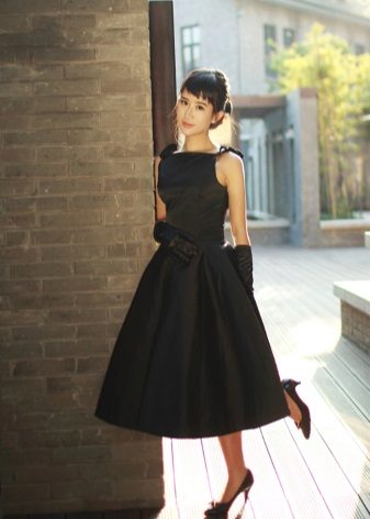 A-line Audrey Hepburn style dress