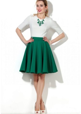 medium length green skirt