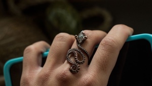 Snake ring