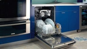 How to clean the dishwasher?