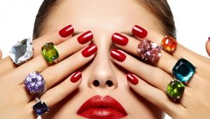 Bright gel polish manicure: original ideas and tips on design