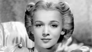 Women's hairstyles 40s