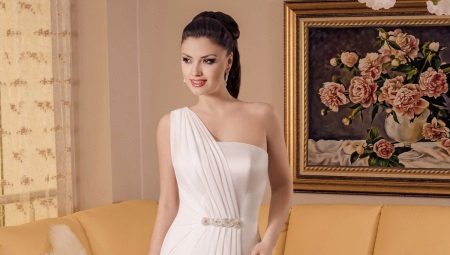 Wedding dresses from Victoria Karandashova