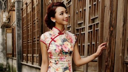 Dresses in Chinese style and national dresses qipao