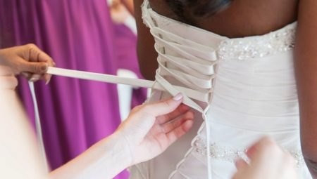 How to lace a corset on a wedding dress?