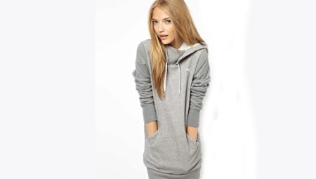 Sweatshirt dress