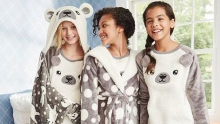 Children's fleece pajamas