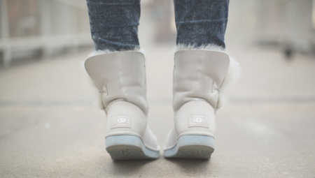 White uggs