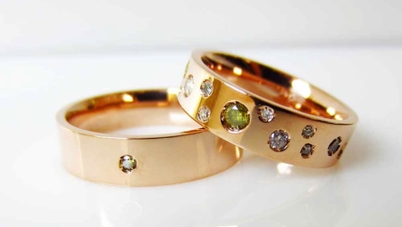 Wedding rings with stones