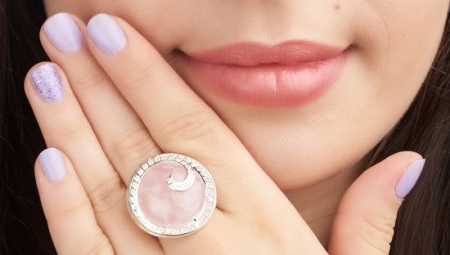 Rose Quartz Ring