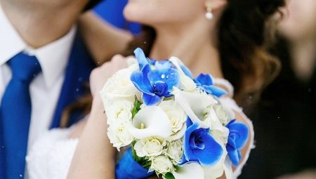 White and blue bridal bouquet: the subtleties of design and selection