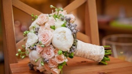 What to do with the bride's bouquet after the wedding?