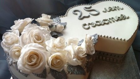 How to choose a cake for a silver wedding?