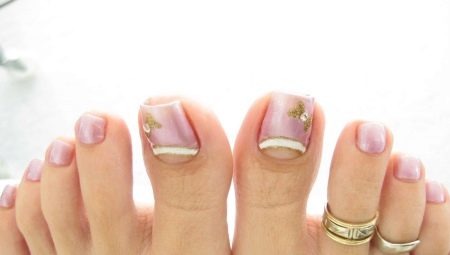 Lunar pedicure: original versions and tips for creating