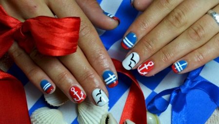 Stylowe pomysły na manicure morski z kotwicą