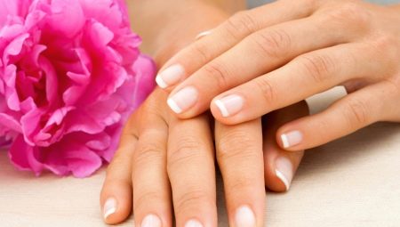 How to make a French manicure gel varnish at home?