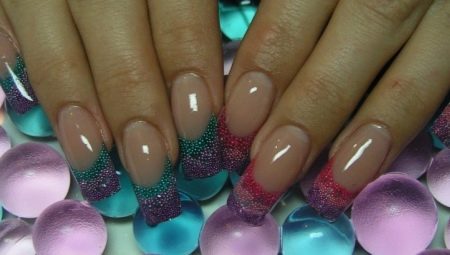 Features aquarium nail