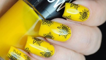 Stylish ideas for a manicure with a solar theme: from dusk to dawn