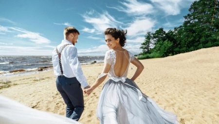 Choosing poses for wedding photo shoots