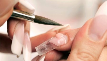 What are nail tips and how to use them correctly?