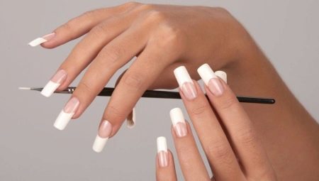 How to grow nails using the base?