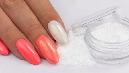 How to apply glitter on gel polish?