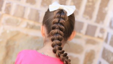 Ways to weave braids for girls: simple hairstyles