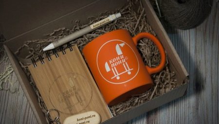 Corporate gifts for February 23