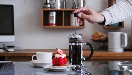 Coffee french press: history, features and tips for use