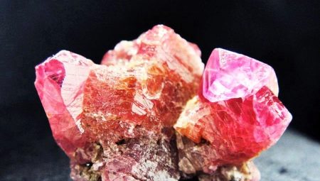 Corundum: what it is, varieties, properties and scope