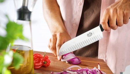 Santoku knife: how to choose and use correctly?