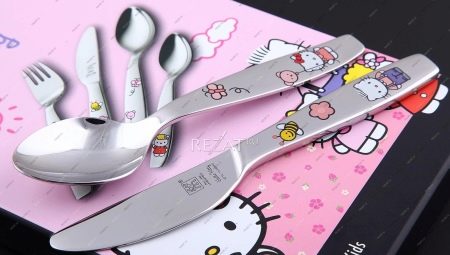 Features of the selection of children's cutlery