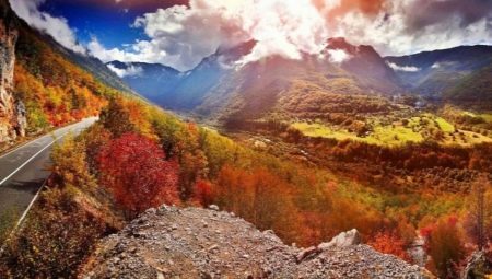 Weather and rest in Montenegro in autumn