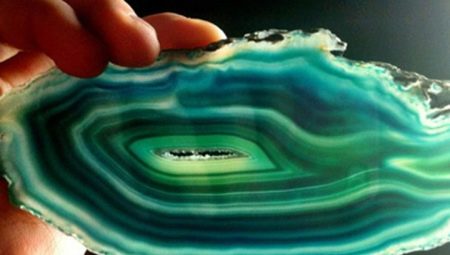 Green agate: features, properties and application