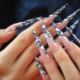 Long extended nails: features, design and examples