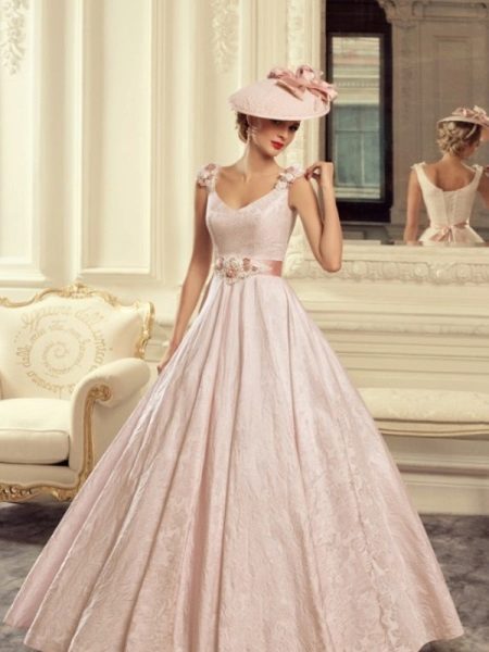 Vintage wedding dress from Tatyana Kaplun