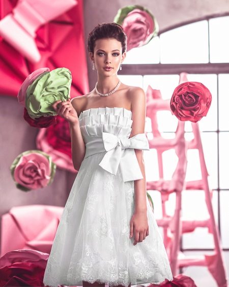 Wedding dress with ruffles for a rectangular figure