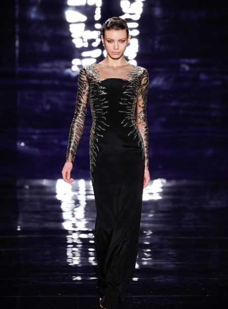 Suknia wieczorowa z haftem Reem Acra