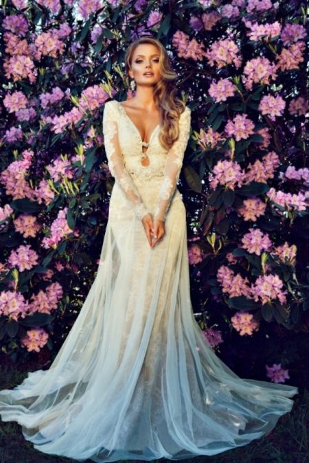 Wedding dress straight with a top transparent skirt