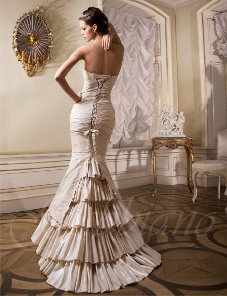 Mermaid wedding dress with open back