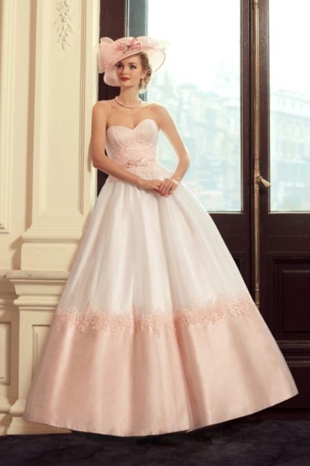 Pink wedding dress from Tatiana Kaplun Jazz Sounds collection