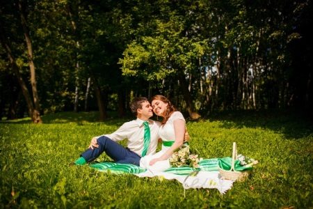 Wedding in shades of green