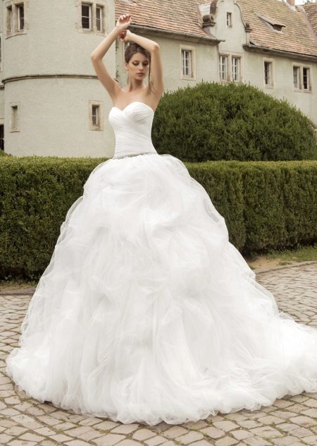 Magnificent wedding dress from Armoniya