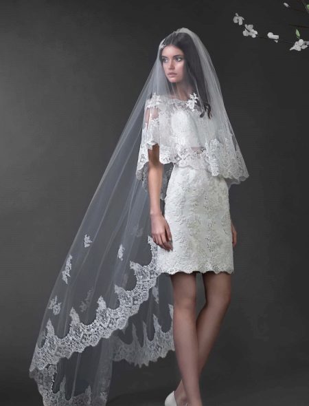 Short wedding dress by Romanova